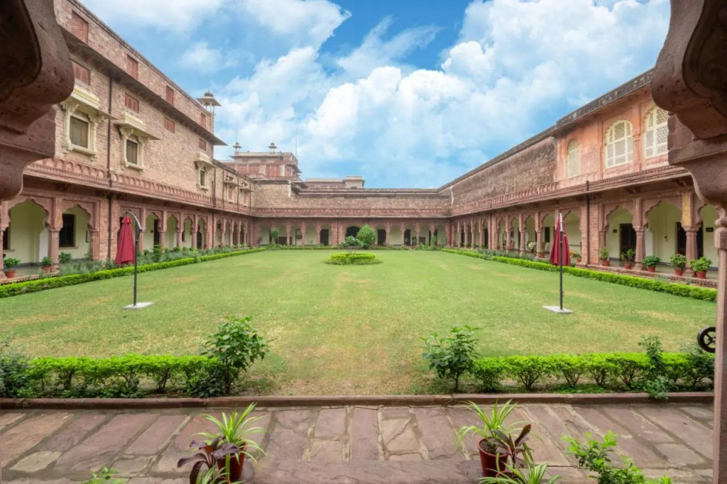 Umed Bhawan Palace, Kotah