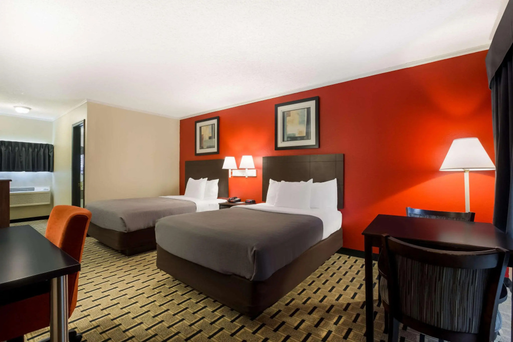Quality Inn & Suites Millville