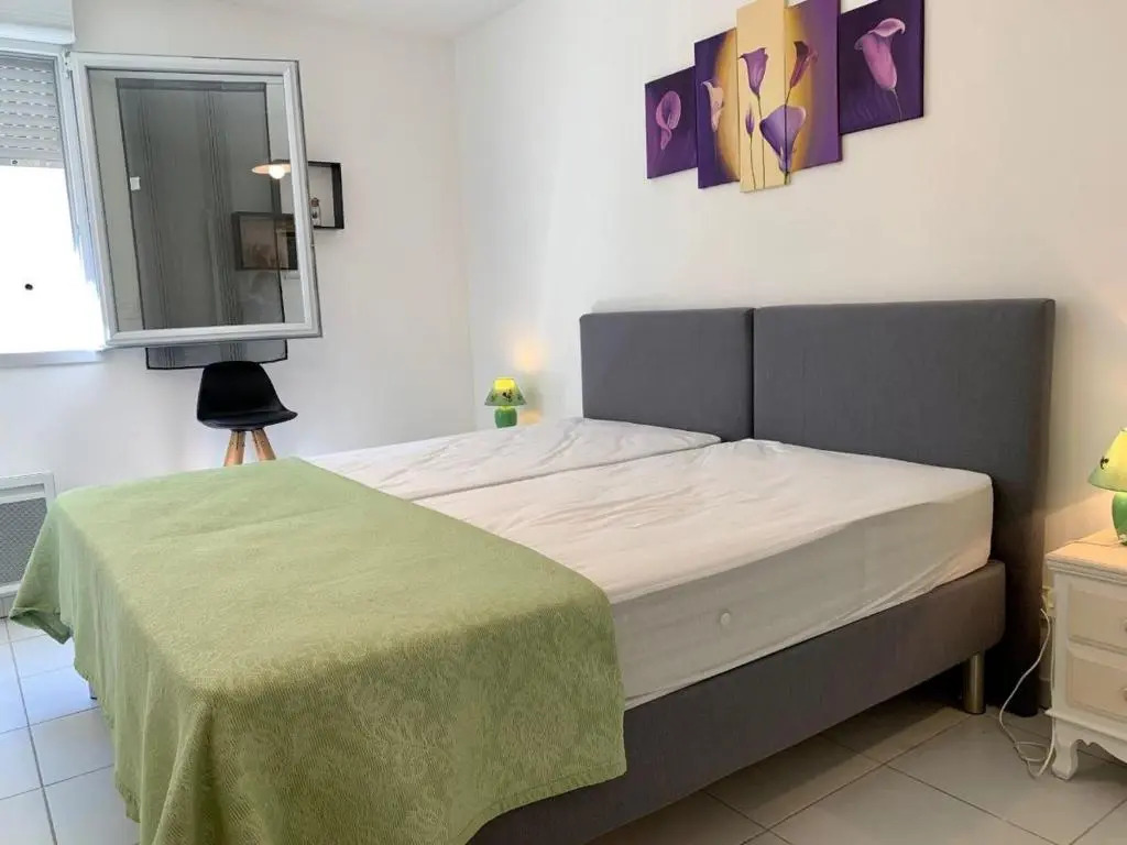 Appartement Mèze, 3 pièces, 4 personnes - FR-1-604-27