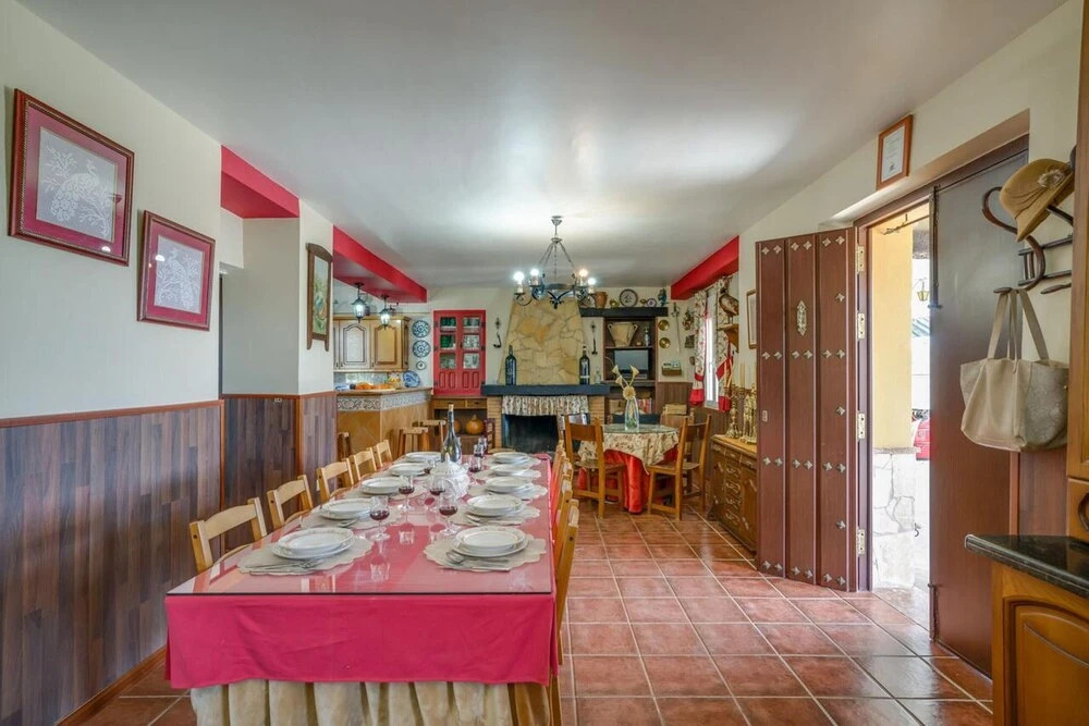 Villa With 5 Bedrooms in Archidona, With Wonderful Mountain View, Priv