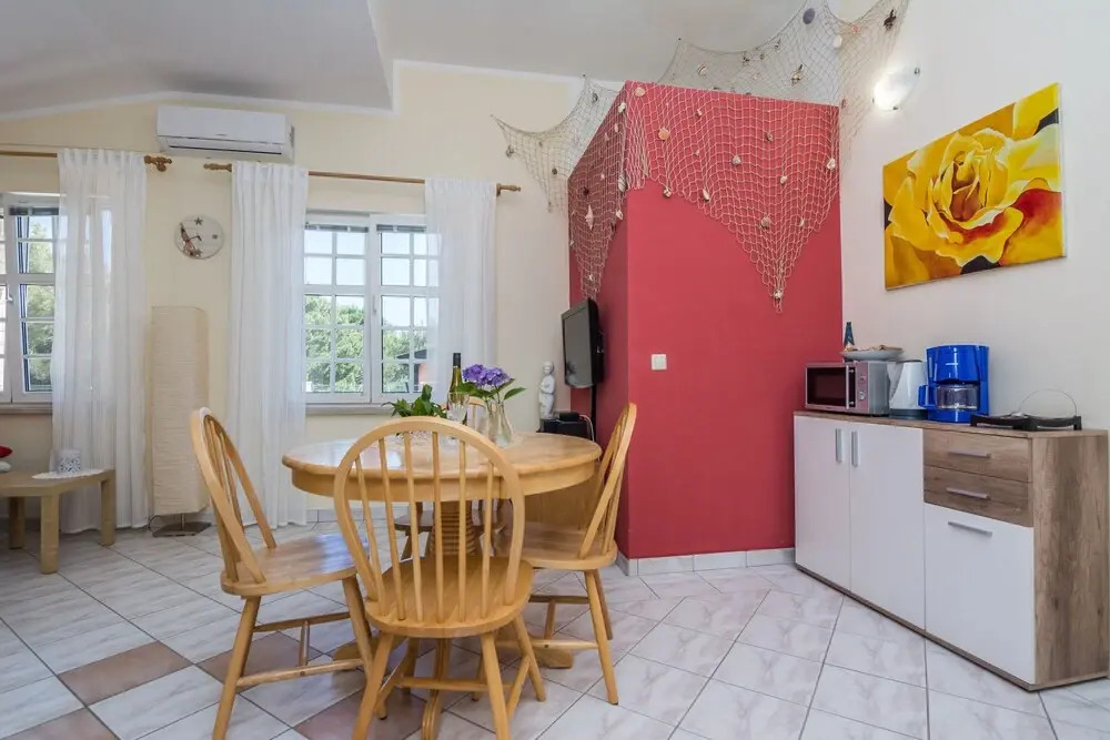 Apartments Dragan