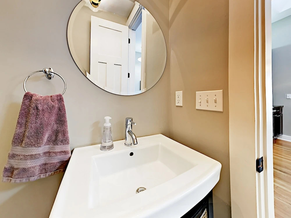 Church Street #201 - 1 Br Apts