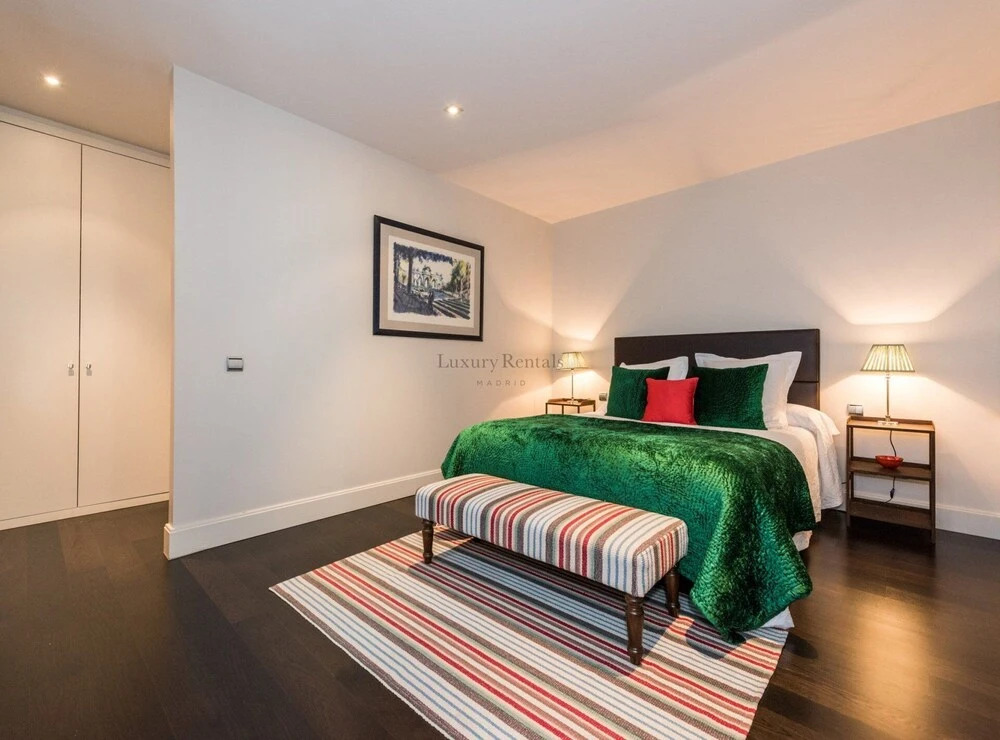 2 bedrooms Golden Mile barrio Salamanca ( Serrano I )