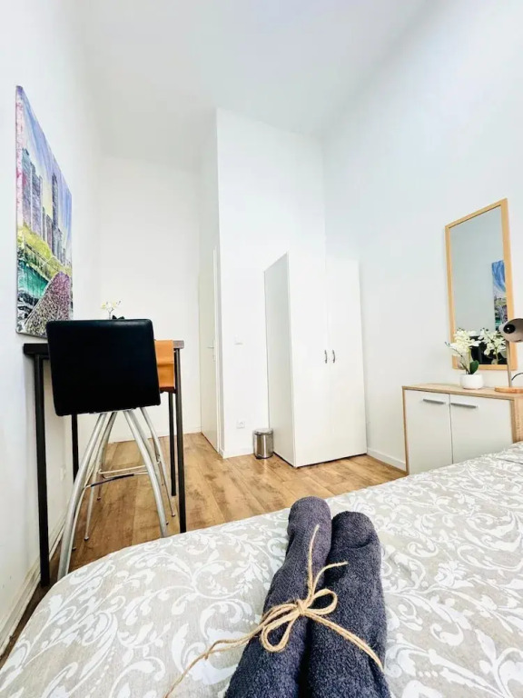 5BR Apartment Near Matzleinsdorfer