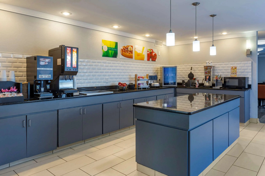 Quality Inn Fayetteville near Fort Bragg