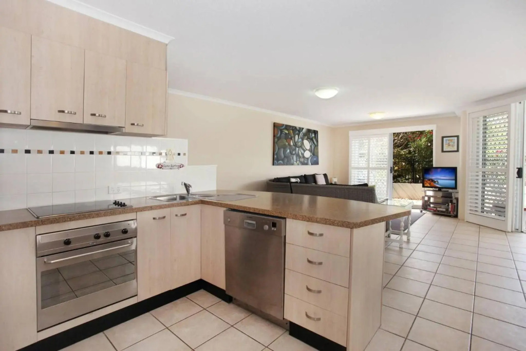 Unit 3 'On the Park', Coolum Beach