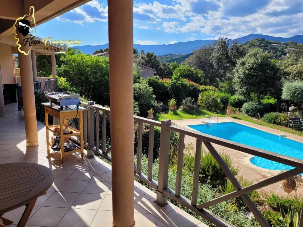 Villa 125m2 6/8 pers Trinité de Porto Vecchio Piscine