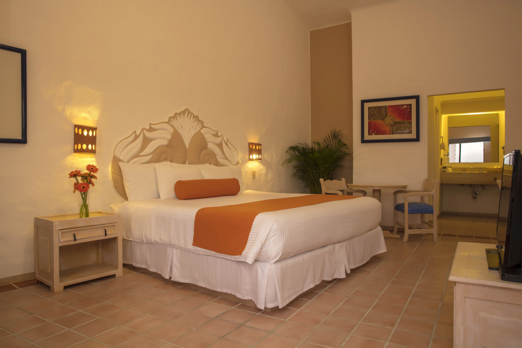 Flamingo Vallarta Hotel & Marina