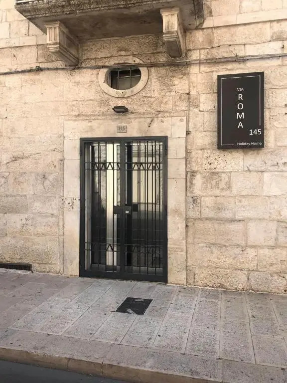 Via ROMA 145