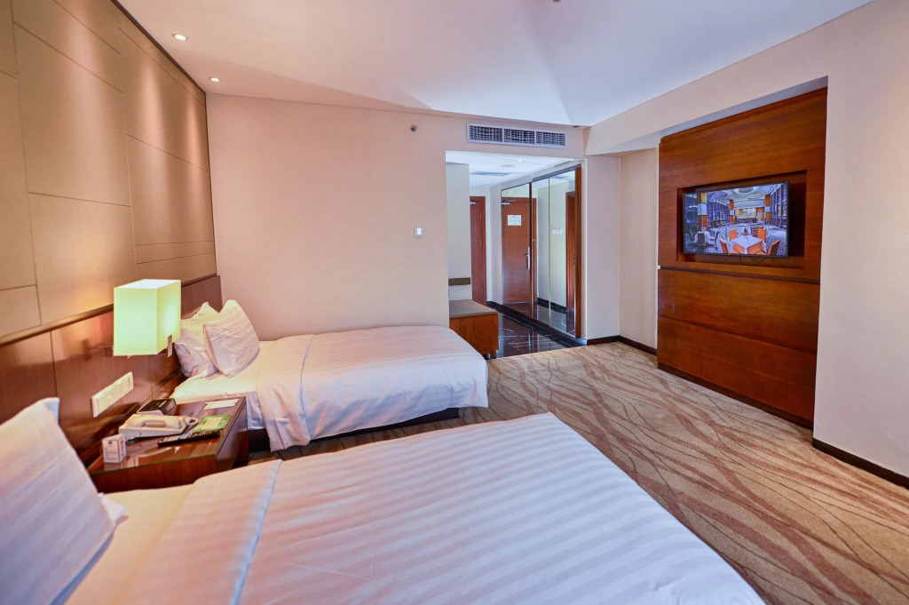 Gumaya Tower Hotel