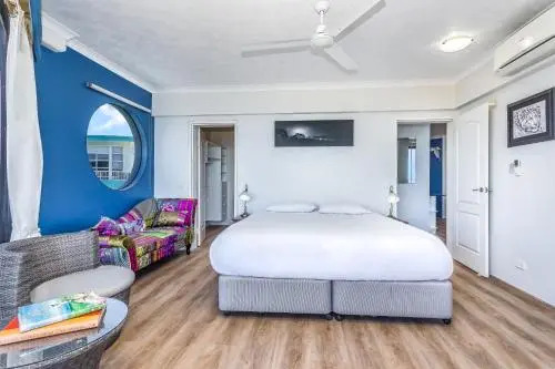 Sunset Sails Penthouse Redcliffe