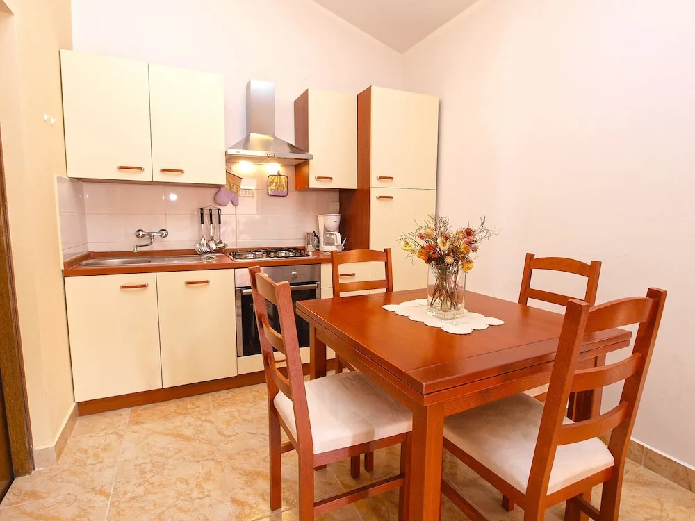 Apartment 730