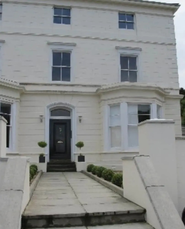 Private Luxury Apartment Near Belfast With Garage