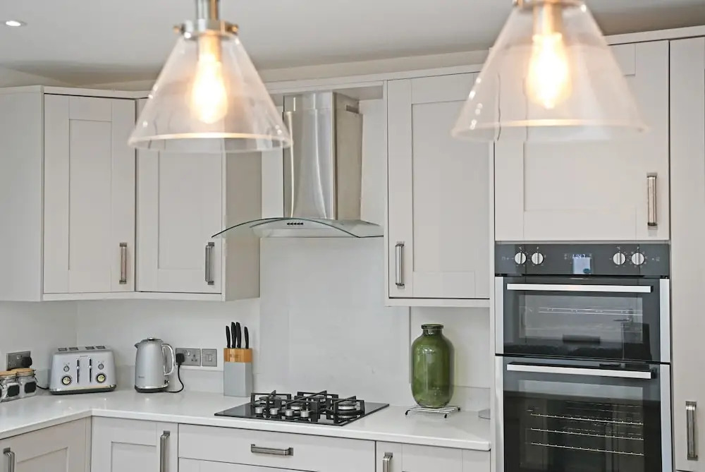 The Green - Stylish Home Sleeps 6 With Parking