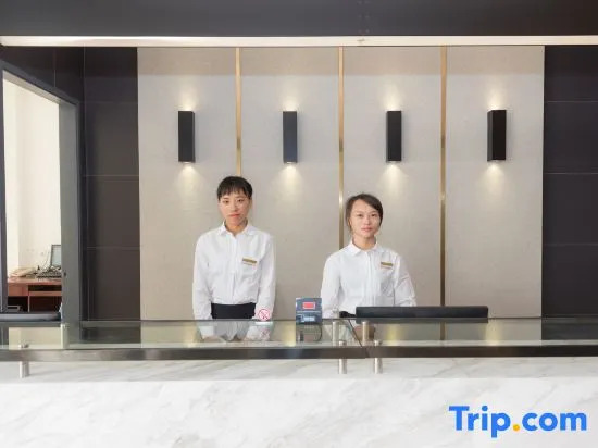 TOWO Shangpin Hotel (Shenzhen Bitou Subway Station)