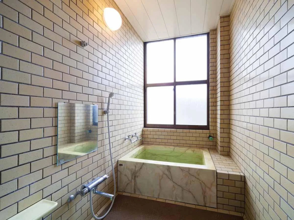 Petit Hotel P-Bow