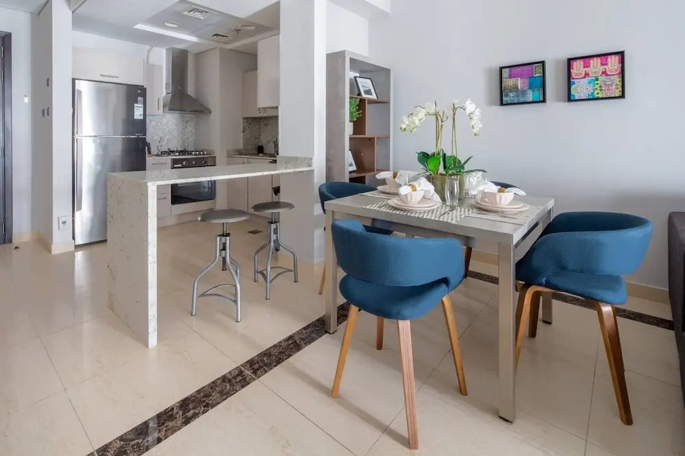 Spacious & Adorable 1BR in Downtown Dubai