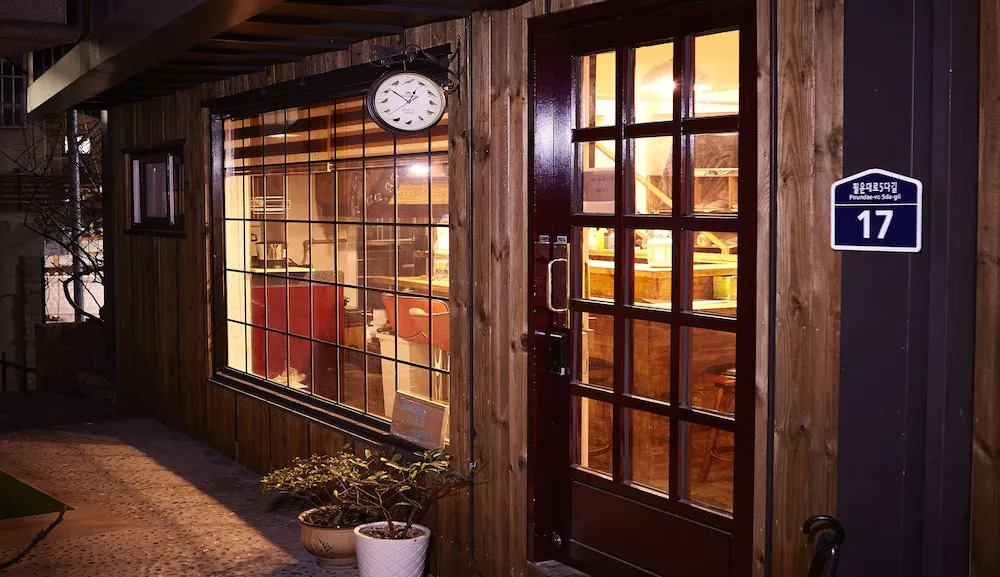 Seochon Gachi bnb