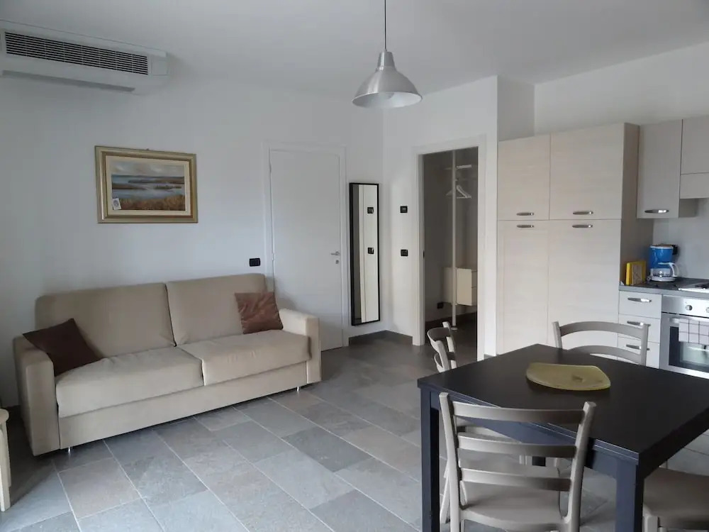 Helianthus Residence