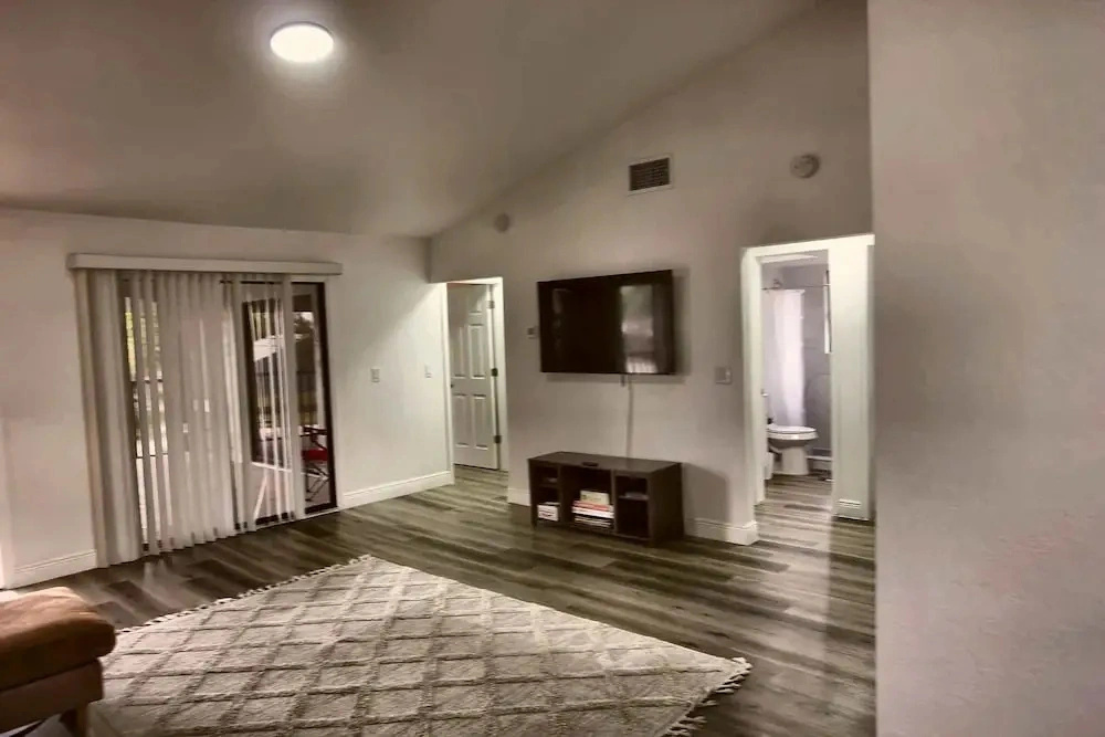 Cozy 2br Apartment in Cape Coral With Hot Tub U201