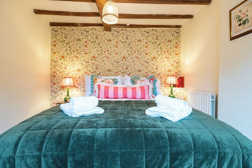 Beautiful 2BD Cottage in the Cotswolds