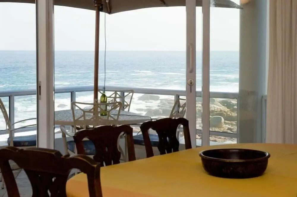 Bantry Beach Luxury Suites