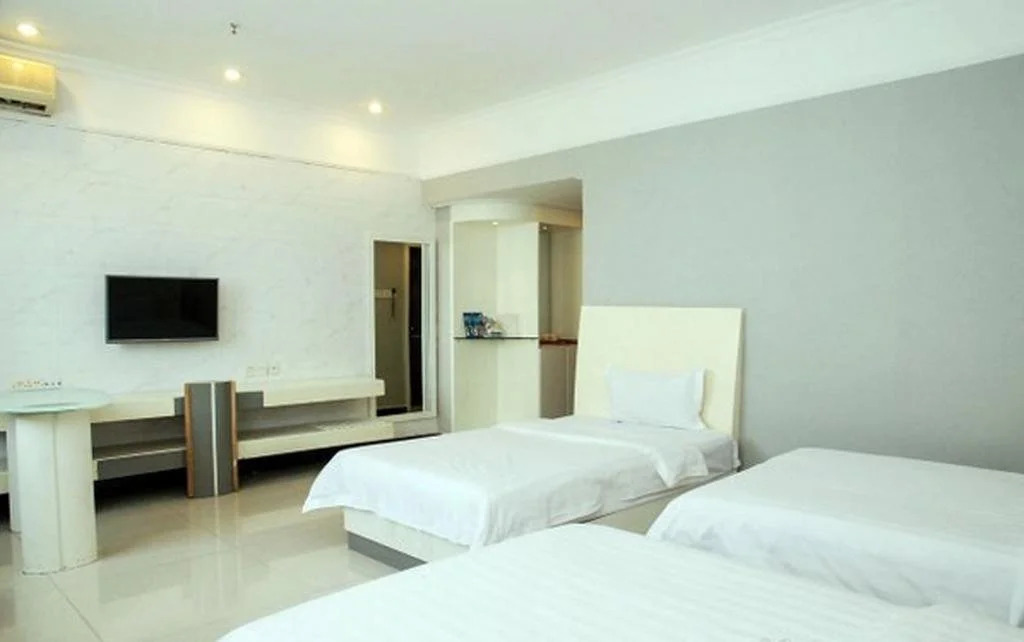 Junzilan Business Hostel(东莞君子兰商务酒店)