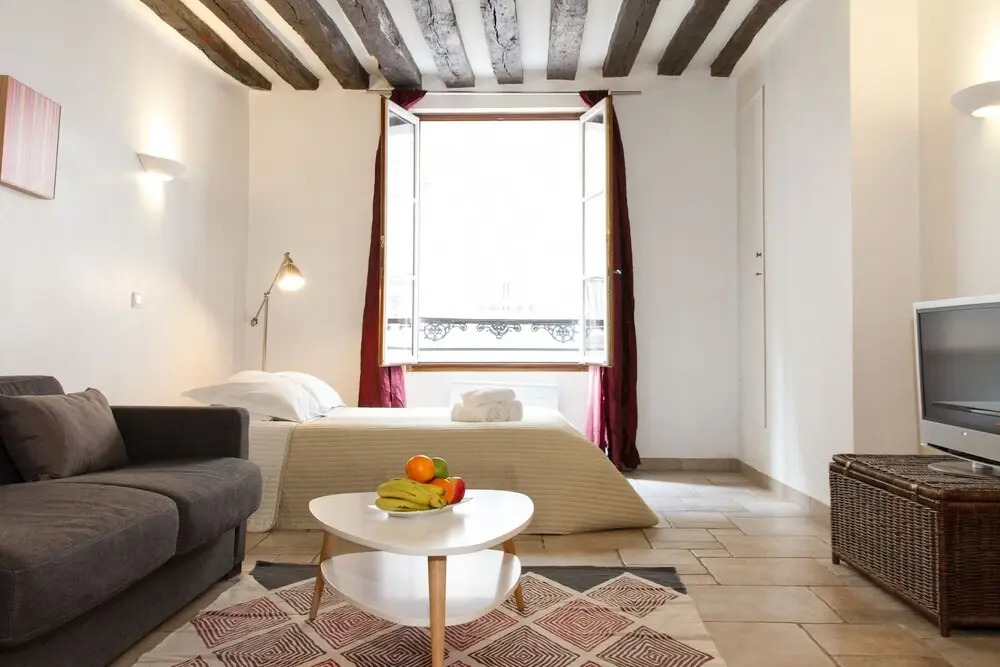 Louvre - Saint Honore Private Apartment