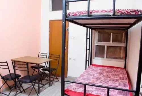 Nanus Hostel