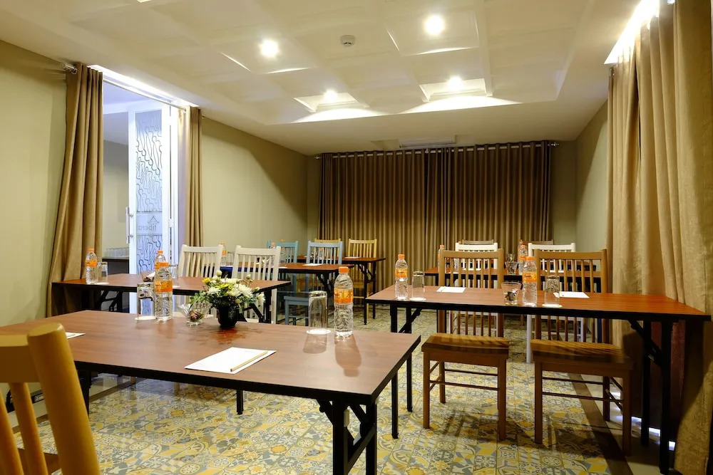Tibera Hotel Ciumbuleuit