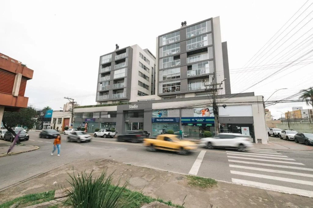 studio 405a Studio Novo, Central, Moderno e C Garagem