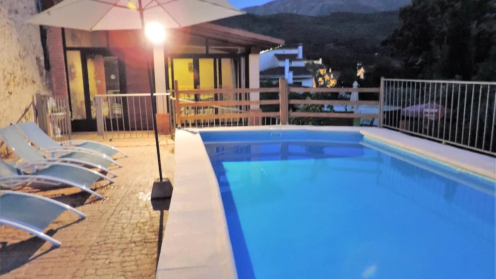 Elegant Villa with Private Pool in Jerte