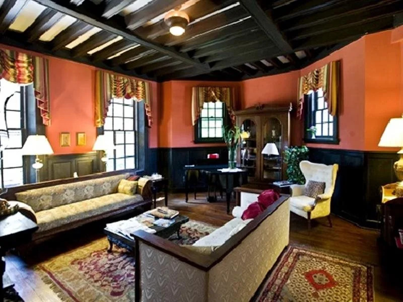 Taft Bridge Inn