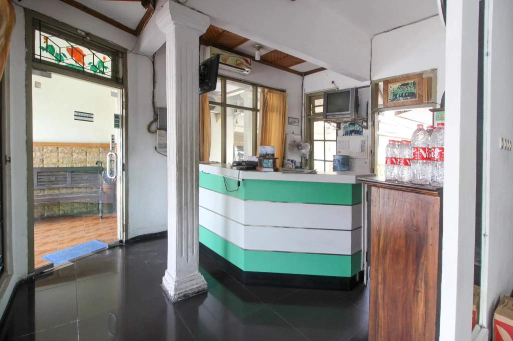 RedDoorz near RS Sarjito Yogyakarta 2