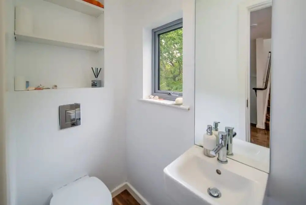 Sandpiper House Coastal Retreat Moments From Beach
