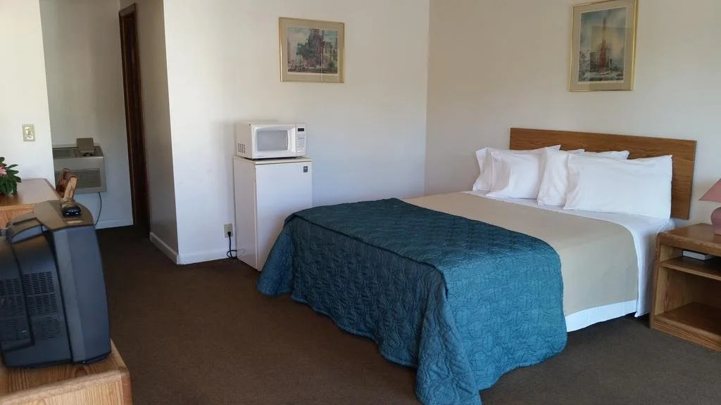 Surfside Motel