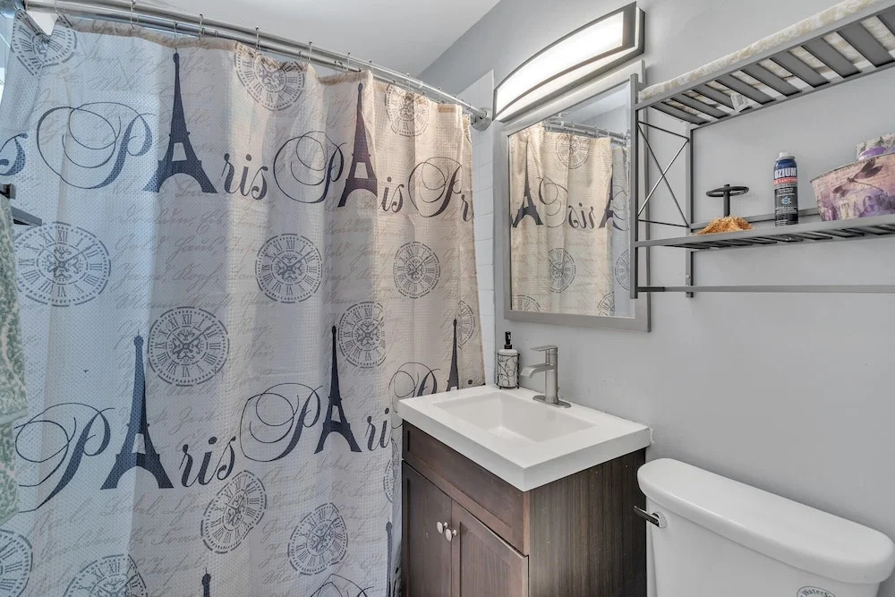 Downtown Single Family Modern Bungalow Close To Beaches And Dining 2 Bedroom Home by RedAwning