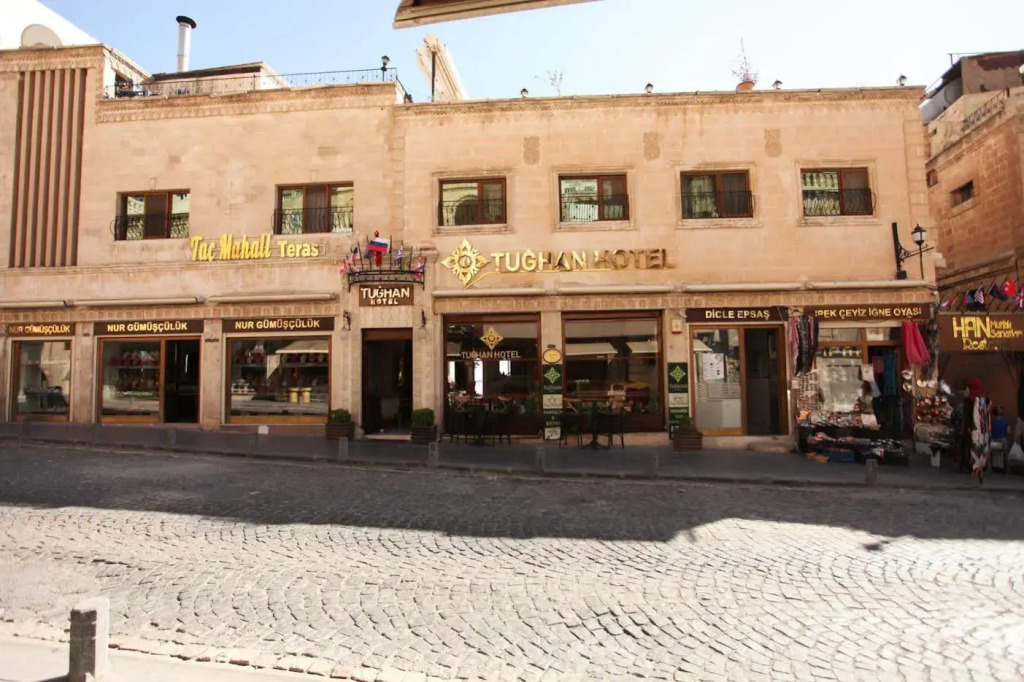 Tuğhan Hotel