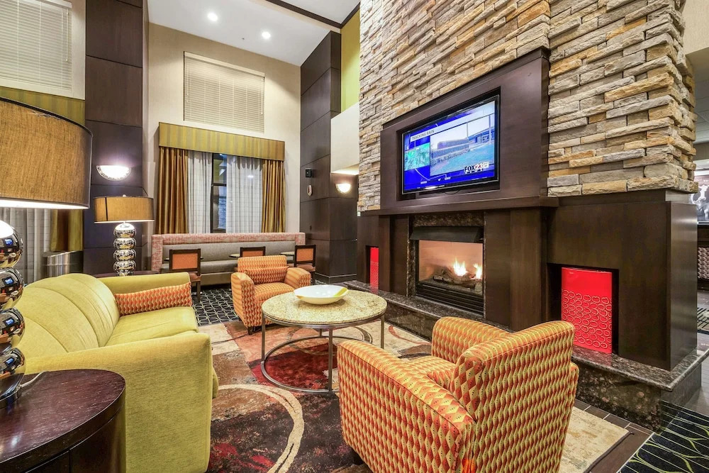 Hampton Inn and Suites Tulsa/Catoosa