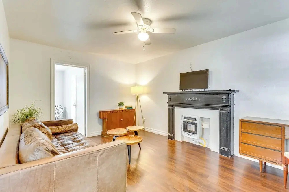 Modern OKC Duplex in Plaza: Steps to Shops & Bars