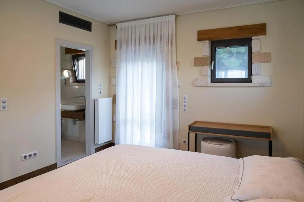 Villa Kalamos / Sea View and Pool nearby Athens