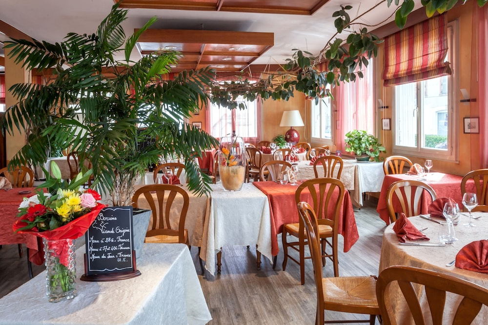 Logis Hôtel Les Voyageurs