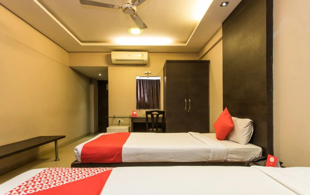 Capital O 13414 Hotel Swaroop inn