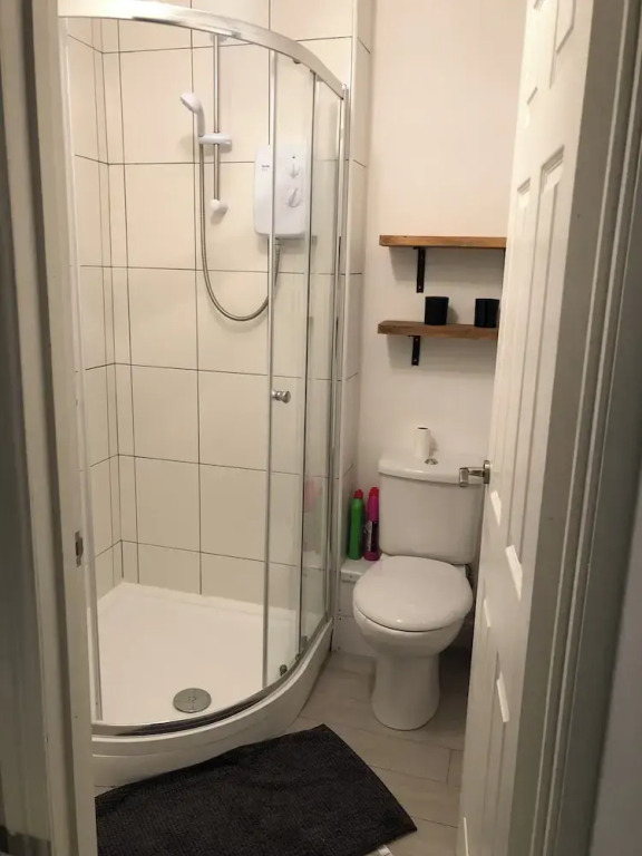 Captivating 1-bed Apartment in Hednesford
