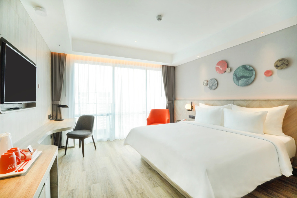 HARRIS Suites Puri Mansion Jakarta