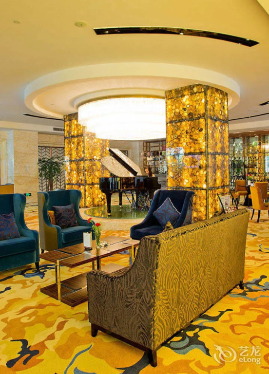 Yichang Golden Lion Hotel