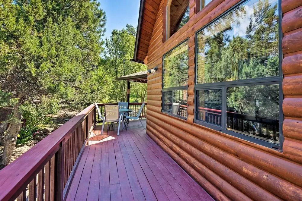 Modern Mountain Chalet: Munds Park Retreat w/ Deck