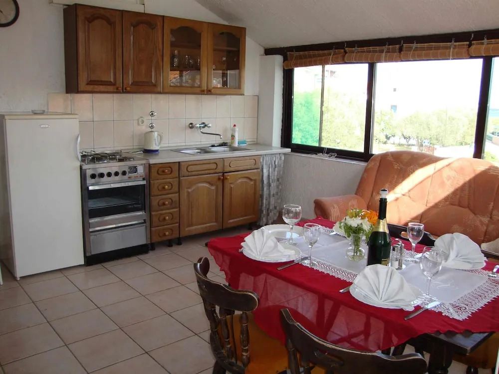 Apartments Antonela with sea view