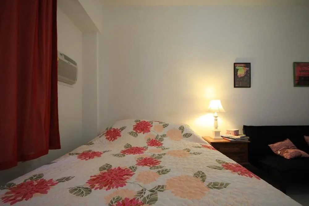 GoHouse - Apartamento Ferreira 311 - Rua Sá Ferreira, Copaca
