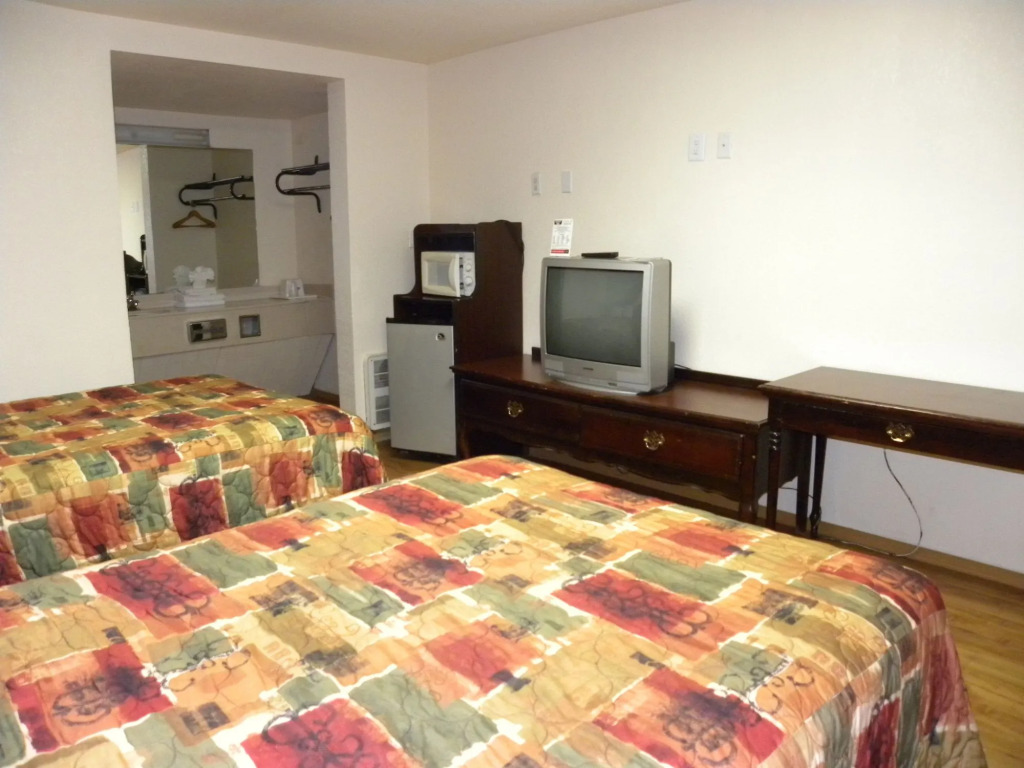 Guest Inn Rogers